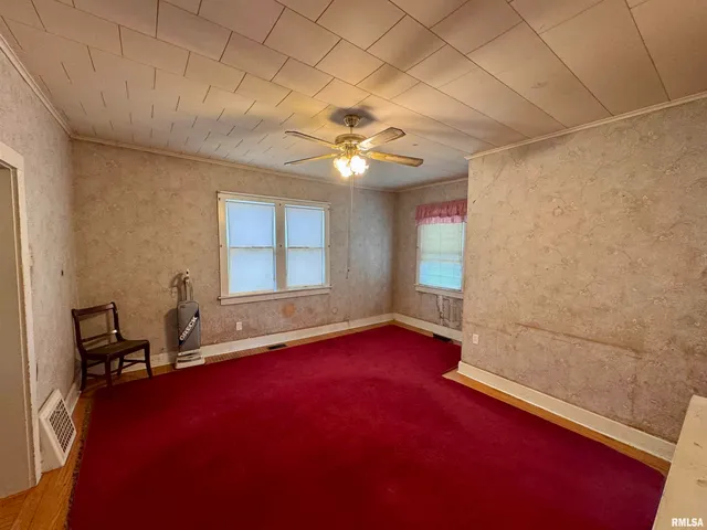 $68,900 | 727 East Jackson, Macomb, IL 61455