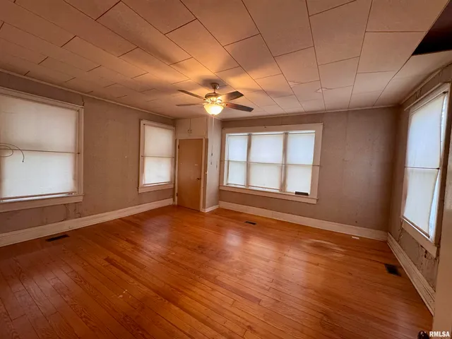 $68,900 | 727 East Jackson, Macomb, IL 61455