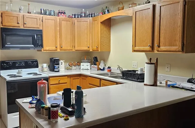 $475,000 | 205 Indiana Street, Oswego, KS 67356