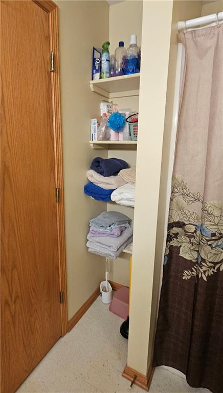 205 Indiana Street Oswego, KS 67356 - Photo 9 of 14