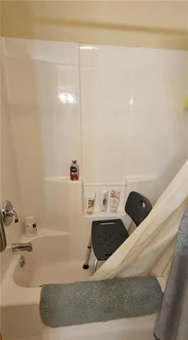 $475,000 | 205 Indiana Street, Oswego, KS 67356