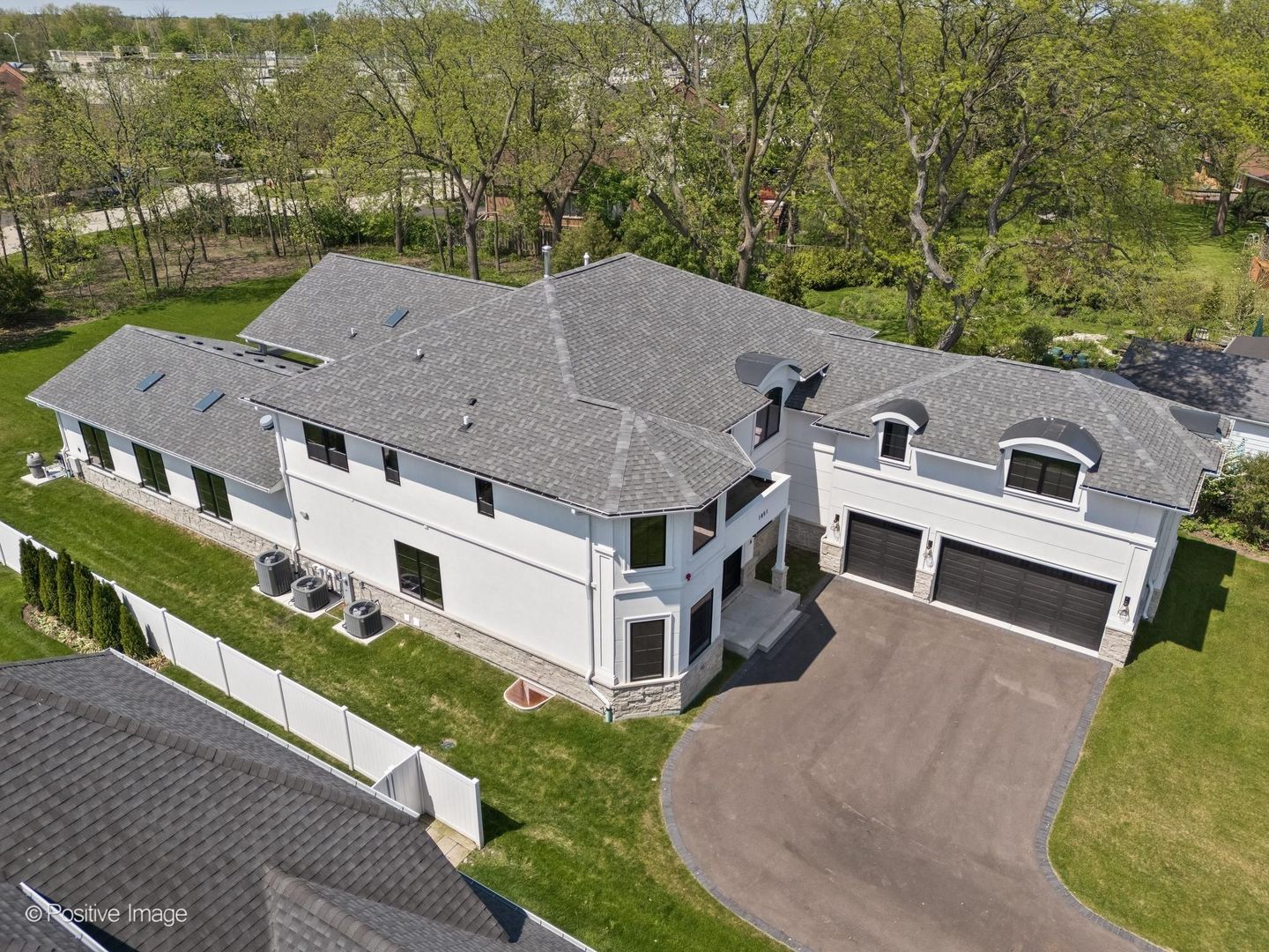 1851 Oakwood Road Northbrook, IL 60062 - Photo 49 of 56