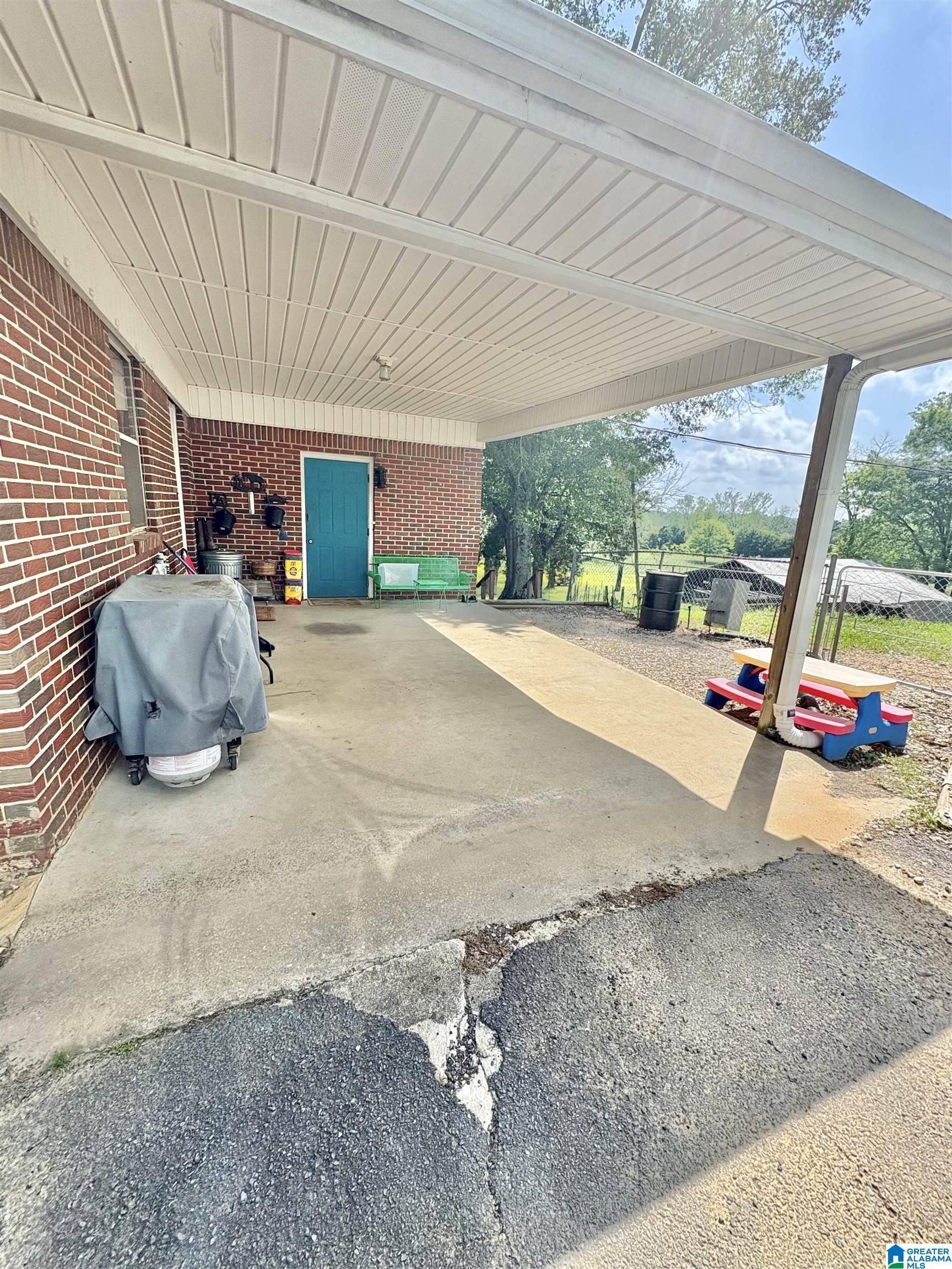 1372 Highway 33 Oneonta Al Oneonta, AL 35121 - Photo 4 of 27