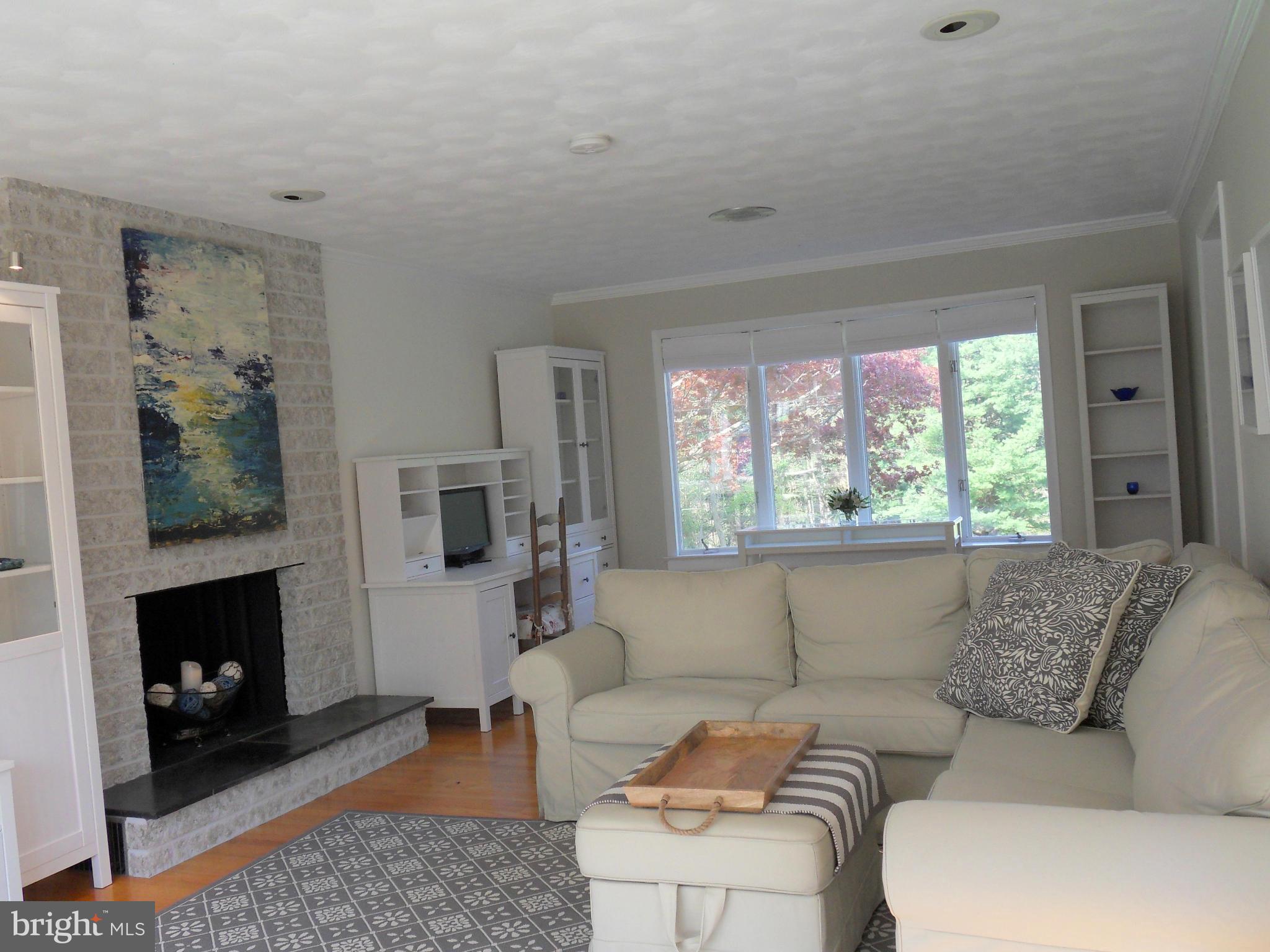 10615 Ward Road Dunkirk, MD 20754 - Photo 11 of 30 Family Room