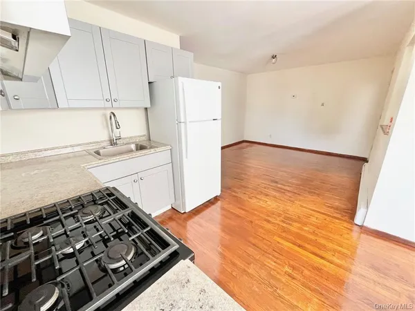 $2,450 | 66 Oak Street, Unit 2R, Port Chester, NY 10573