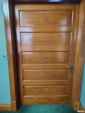 $139,900 | 458 West Pine Street, Canton, IL 61520