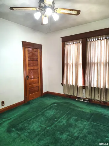 $139,900 | 458 West Pine Street, Canton, IL 61520