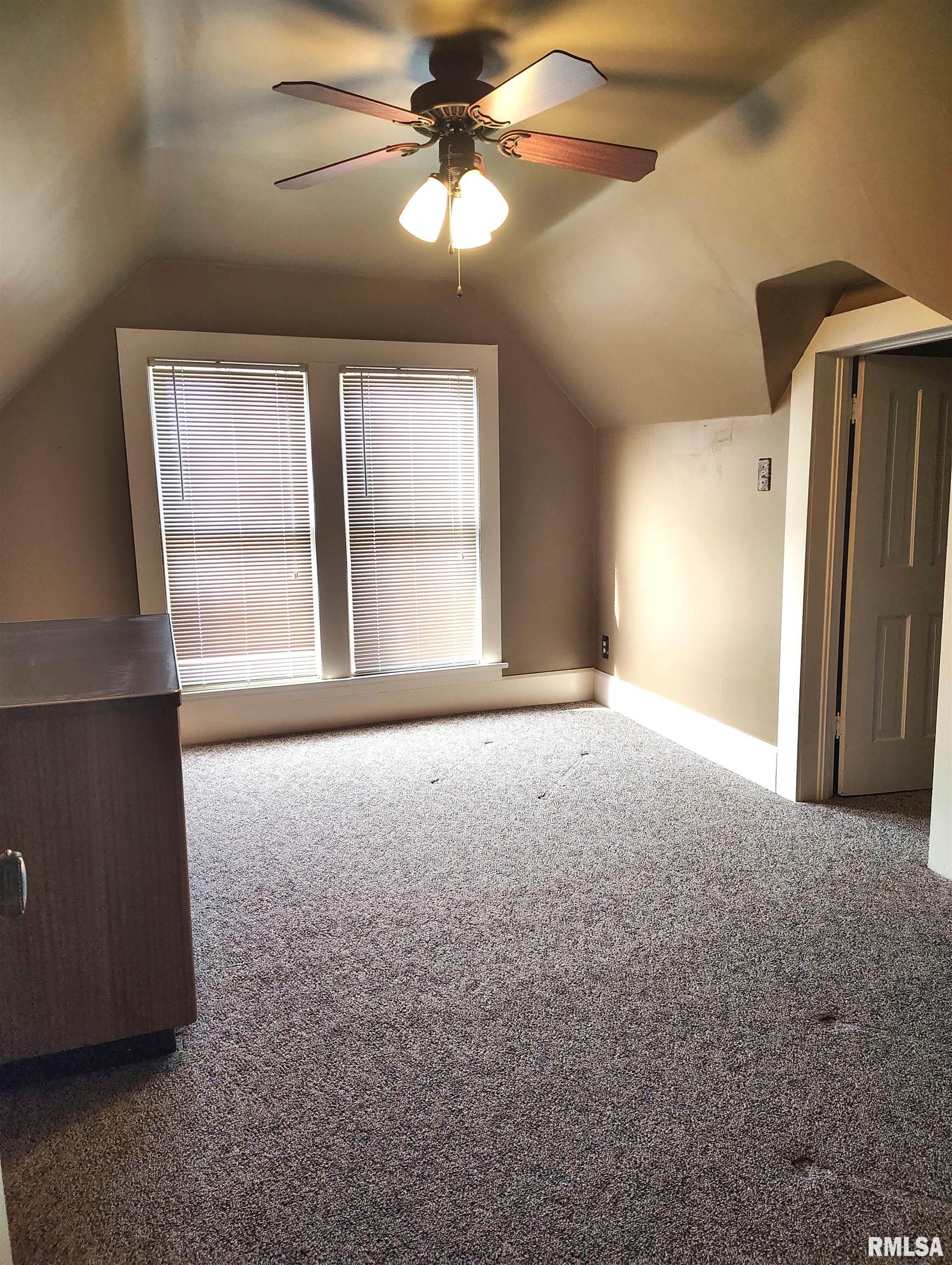 458 West Pine Street Canton, IL 61520 - Photo 24 of 35