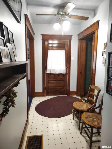 $139,900 | 458 West Pine Street, Canton, IL 61520