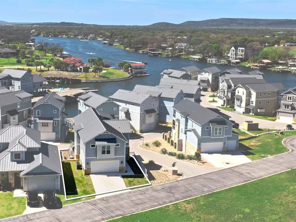 $1,449,000 | 200 Archview Lane, Kingsland, TX 78639