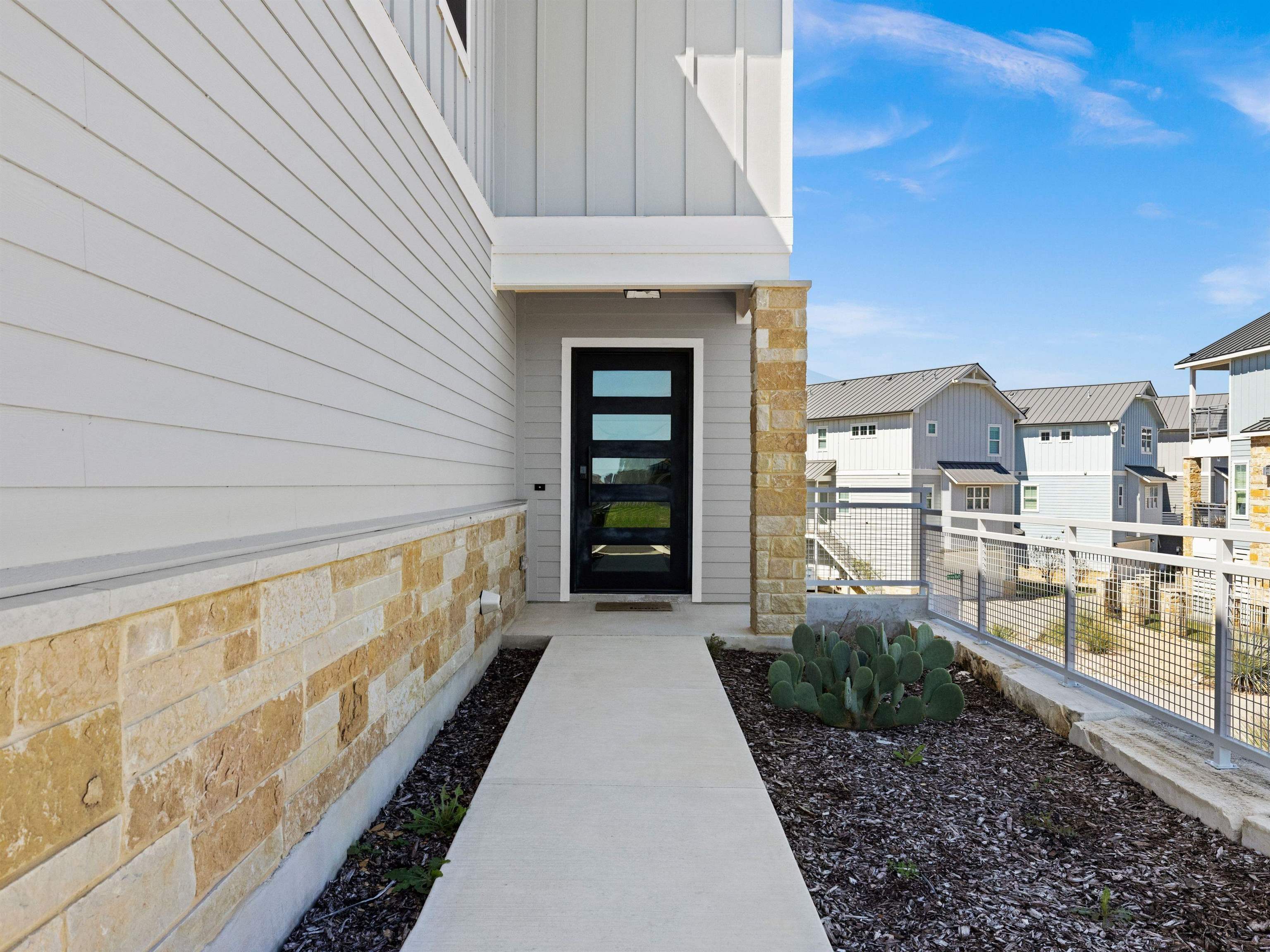 200 Archview Lane Kingsland, TX 78639 - Photo 3 of 45 a view of a balcony