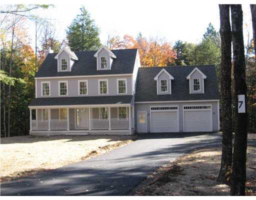 38 Autumn Ridge Road Cumberland, ME 04021 - Photo 1 of 8 Exterior Front.