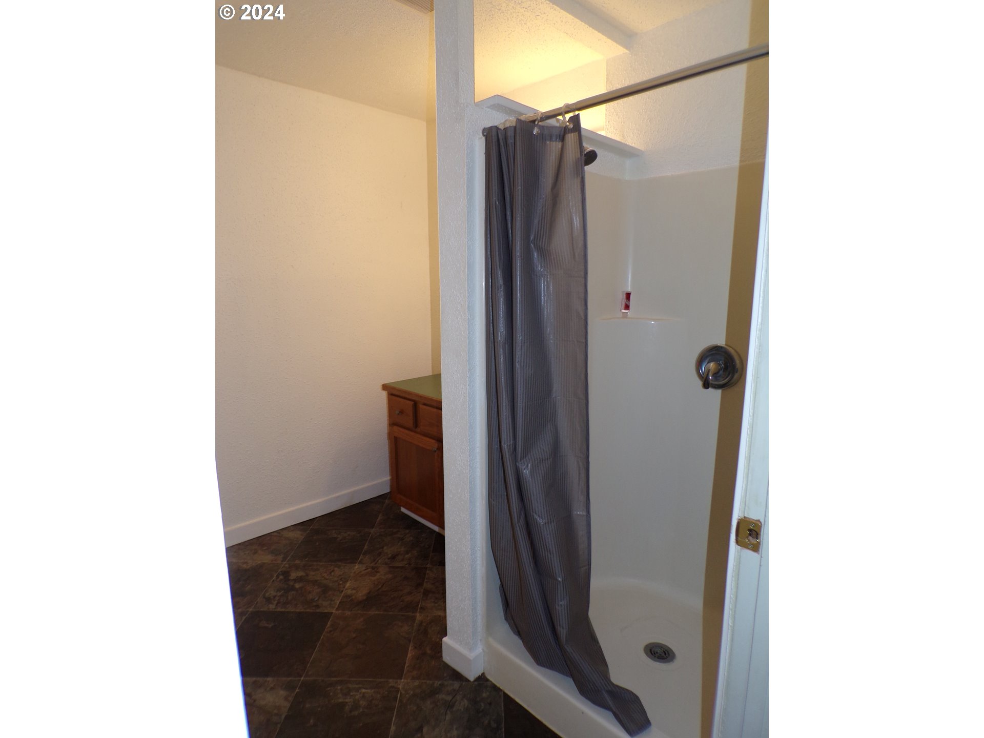 730 Forest Lane Cascade Locks, OR 97014 - Photo 12 of 43