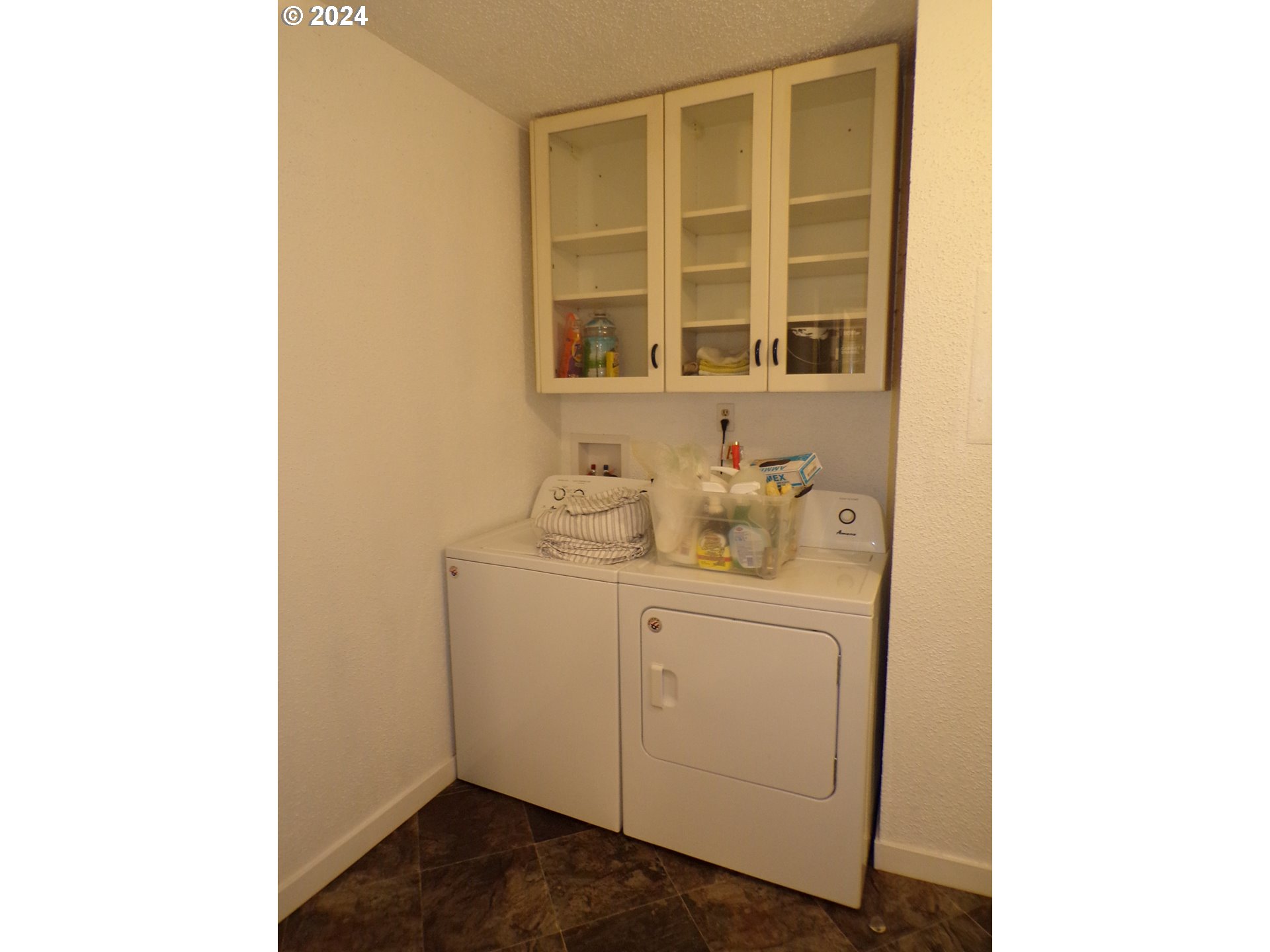 730 Forest Lane Cascade Locks, OR 97014 - Photo 27 of 43