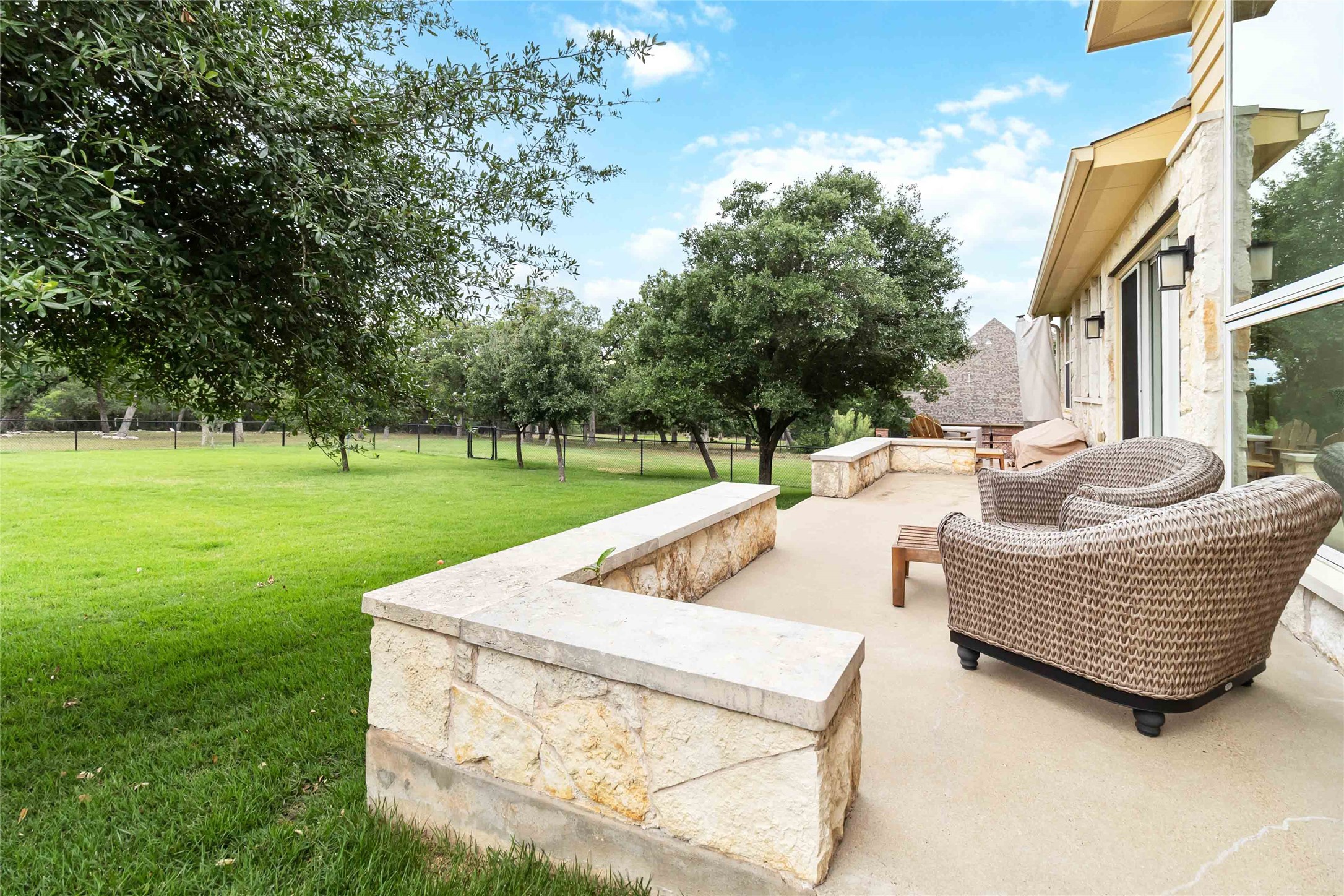 129 Powder Horn Road Bastrop, TX 78602 - Photo 26 of 27 View of patio / terrace