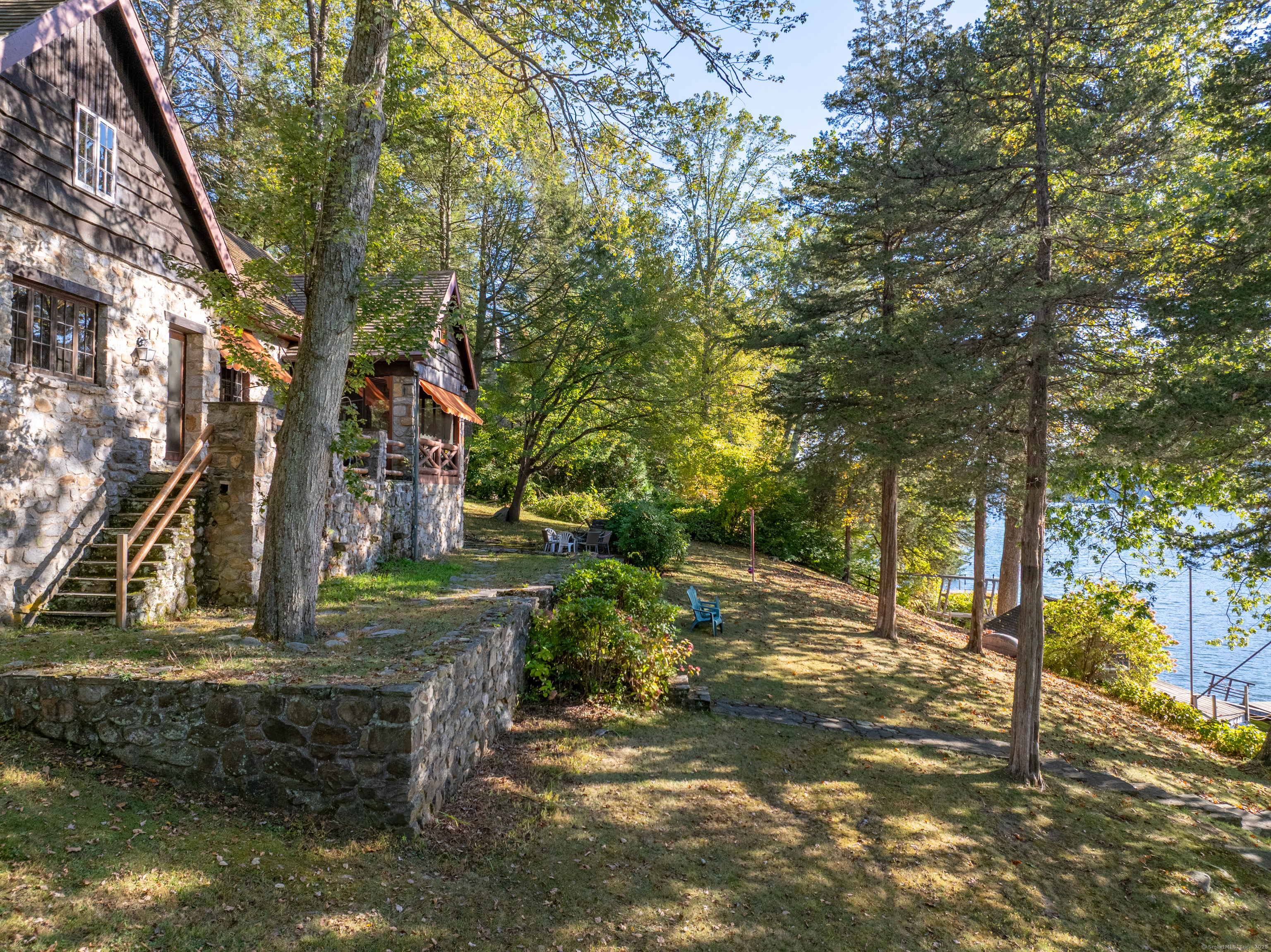 23 Echo Drive New Milford, CT 06776 - Photo 27 of 38