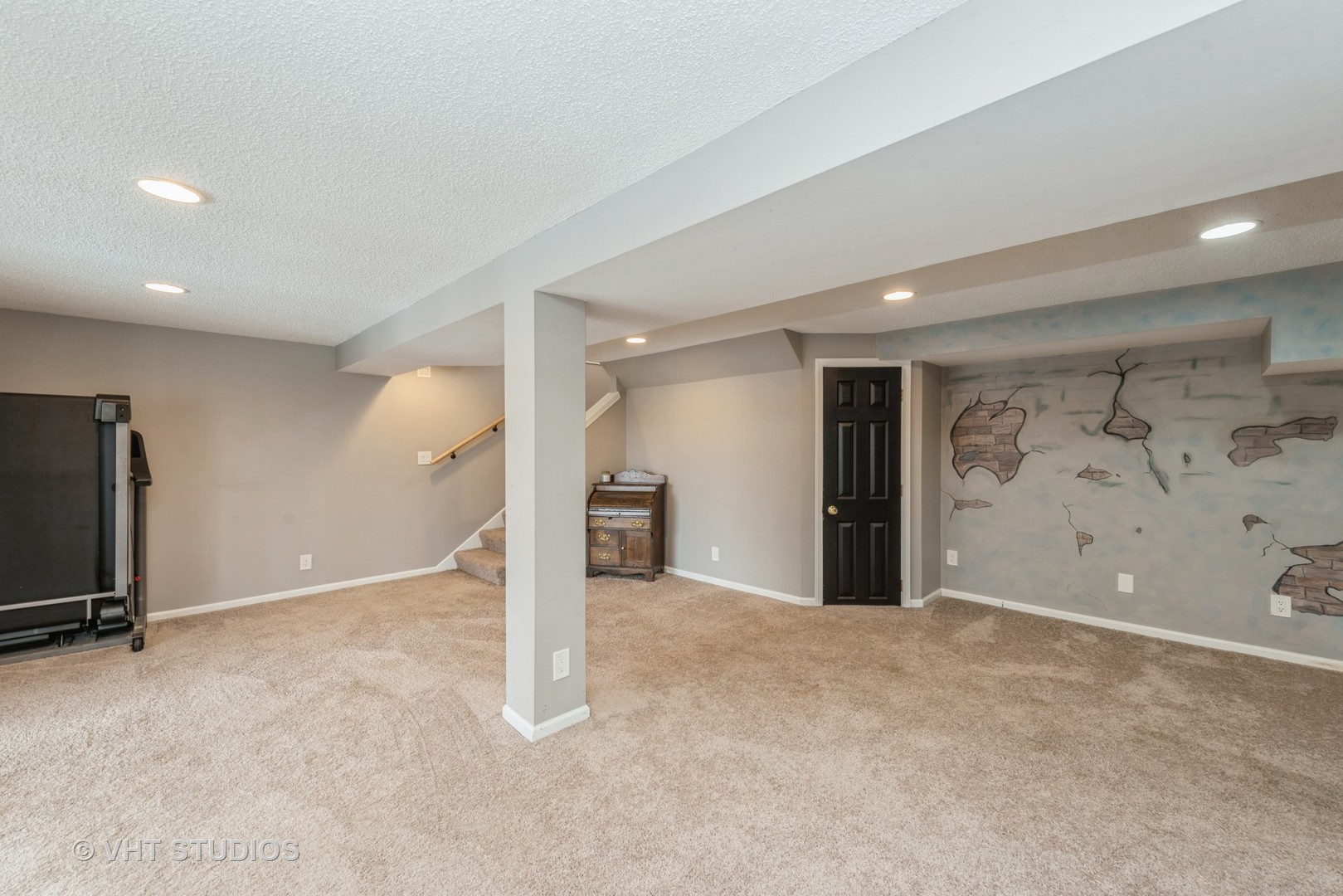 7712 Cedar Road Wonder Lake, IL 60097 - Photo 13 of 19 a view of an empty room