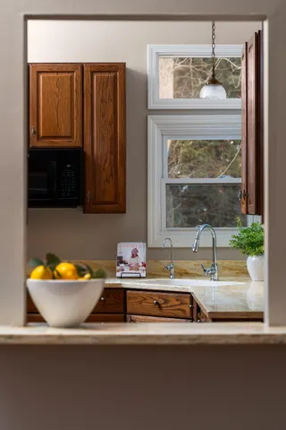 $620,000 | 5971 Creekview Court, Ann Arbor, MI 48108