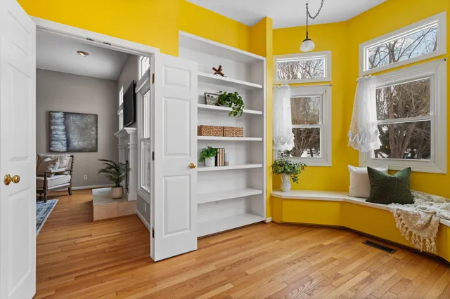 $620,000 | 5971 Creekview Court, Ann Arbor, MI 48108