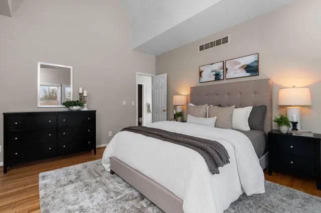 $620,000 | 5971 Creekview Court, Ann Arbor, MI 48108