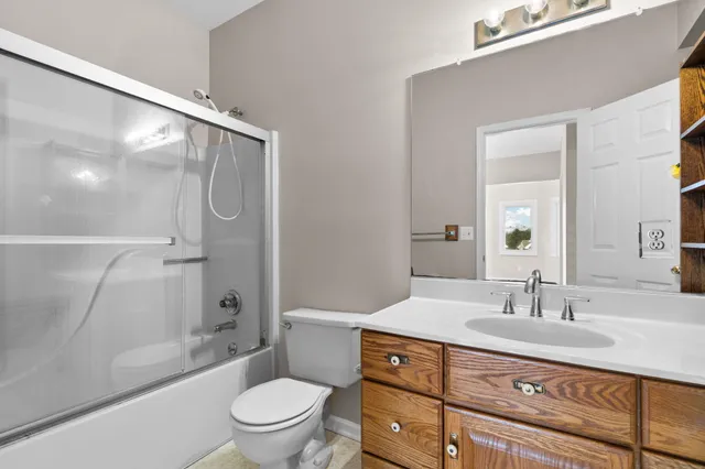 $620,000 | 5971 Creekview Court, Ann Arbor, MI 48108