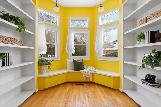 $620,000 | 5971 Creekview Court, Ann Arbor, MI 48108