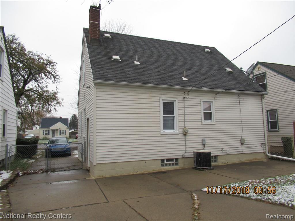 6579 Pelham Road Allen Park, MI 48101 - Photo 31 of 37