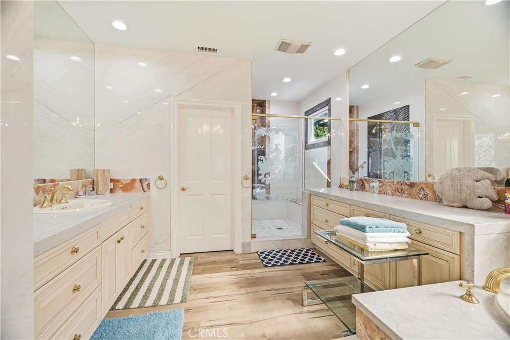 1 Royal St George Road Newport Beach, CA 92660 - Photo 28 of 65