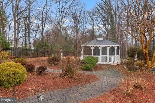 $1,050,000 | 15300 Blue Willow Lane, Accokeek, MD 20607