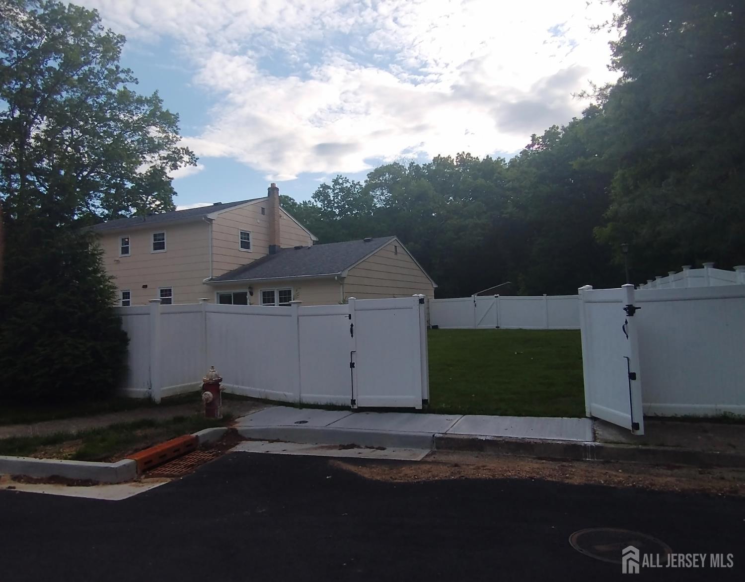 18 Timber Road East Brunswick, NJ 08816 - Photo 33 of 38 an aerial view of a house
