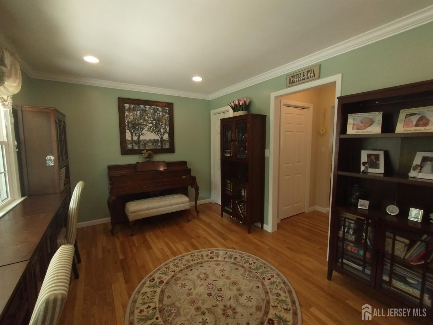 18 Timber Road East Brunswick, NJ 08816 - Photo 10 of 38 a living room with furniture and a rug