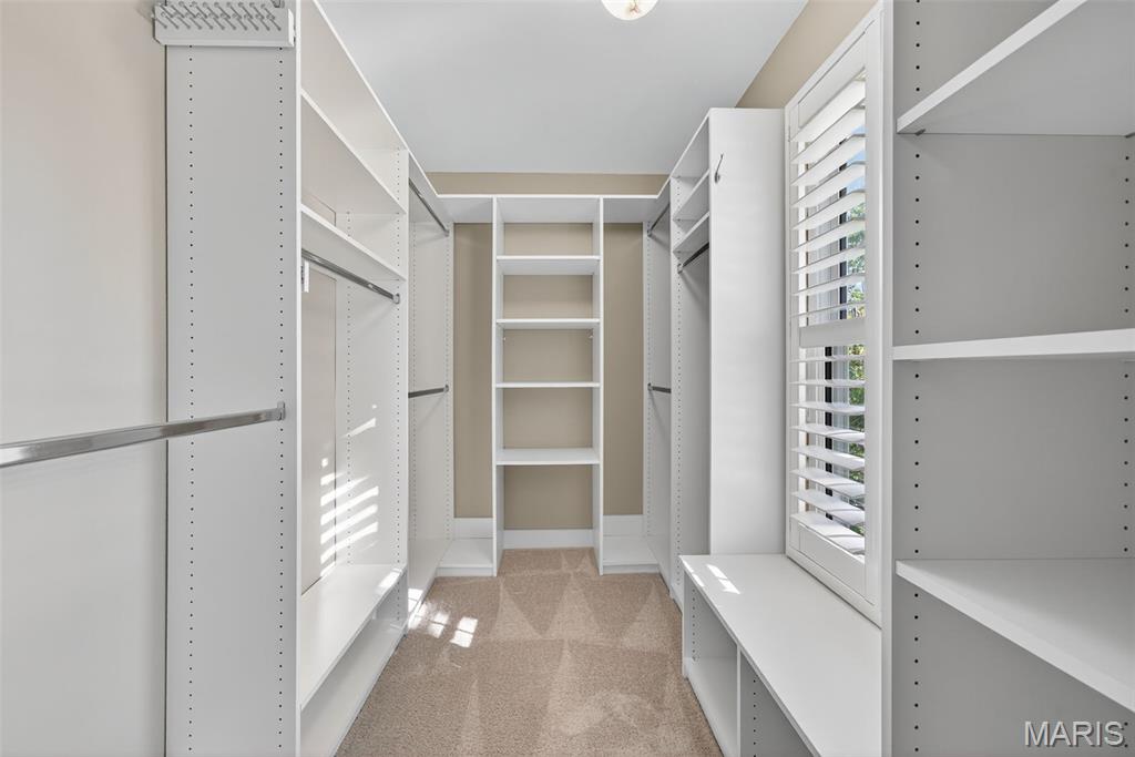 1505 Timberbluff Court Chesterfield, MO 63017 - Photo 22 of 48