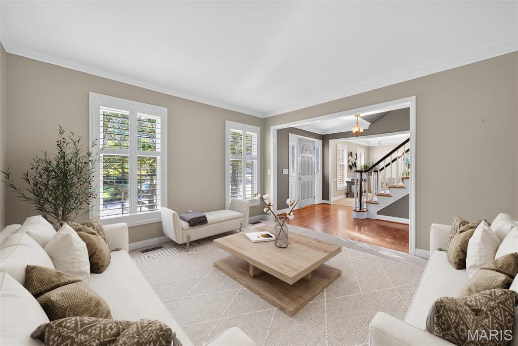 1505 Timberbluff Court Chesterfield, MO 63017 - Photo 4 of 48