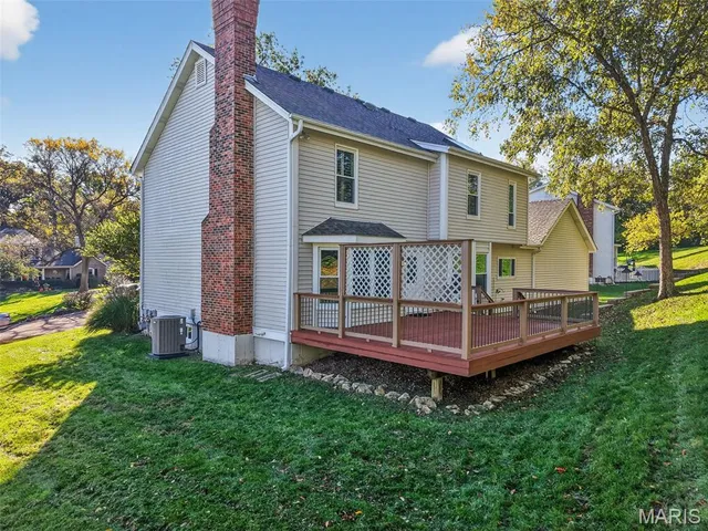 $675,000 | 1505 Timberbluff Court, Chesterfield, MO 63017