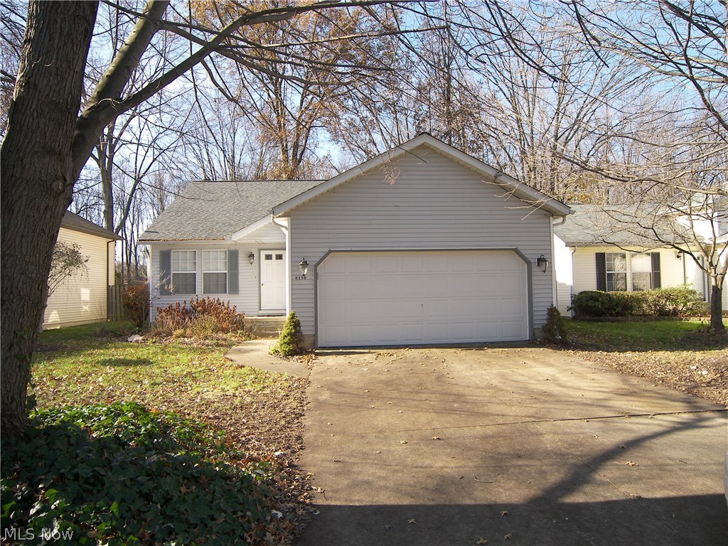 6150 Ridgeview Boulevard North Ridgeville, OH 44039 - Photo 2 of 35
