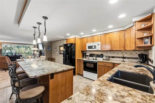 $800,000 | 21650 Highway 6, Unit 2089, Keystone, CO 80435