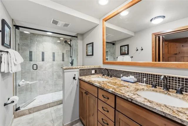 $800,000 | 21650 Highway 6, Unit 2089, Keystone, CO 80435