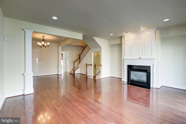 $2,800 | 14580 Crossfield Way, Unit 89A, Woodbridge, VA 22191