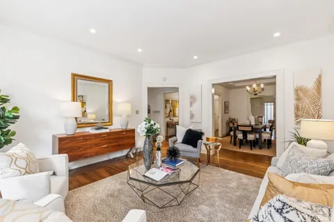 $3,000,000 | 1262 Sacramento Street, San Francisco, CA 94108