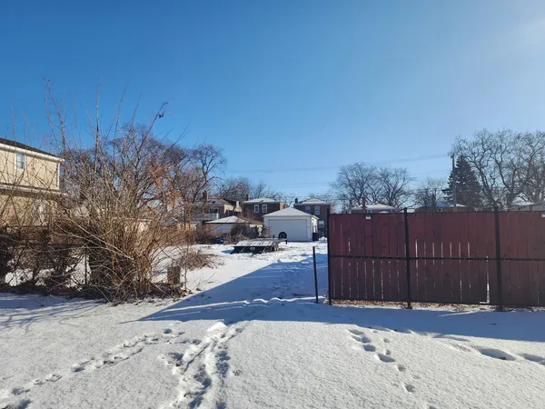 $7,000 | 8811 South Parnell Avenue, Chicago, IL 60620