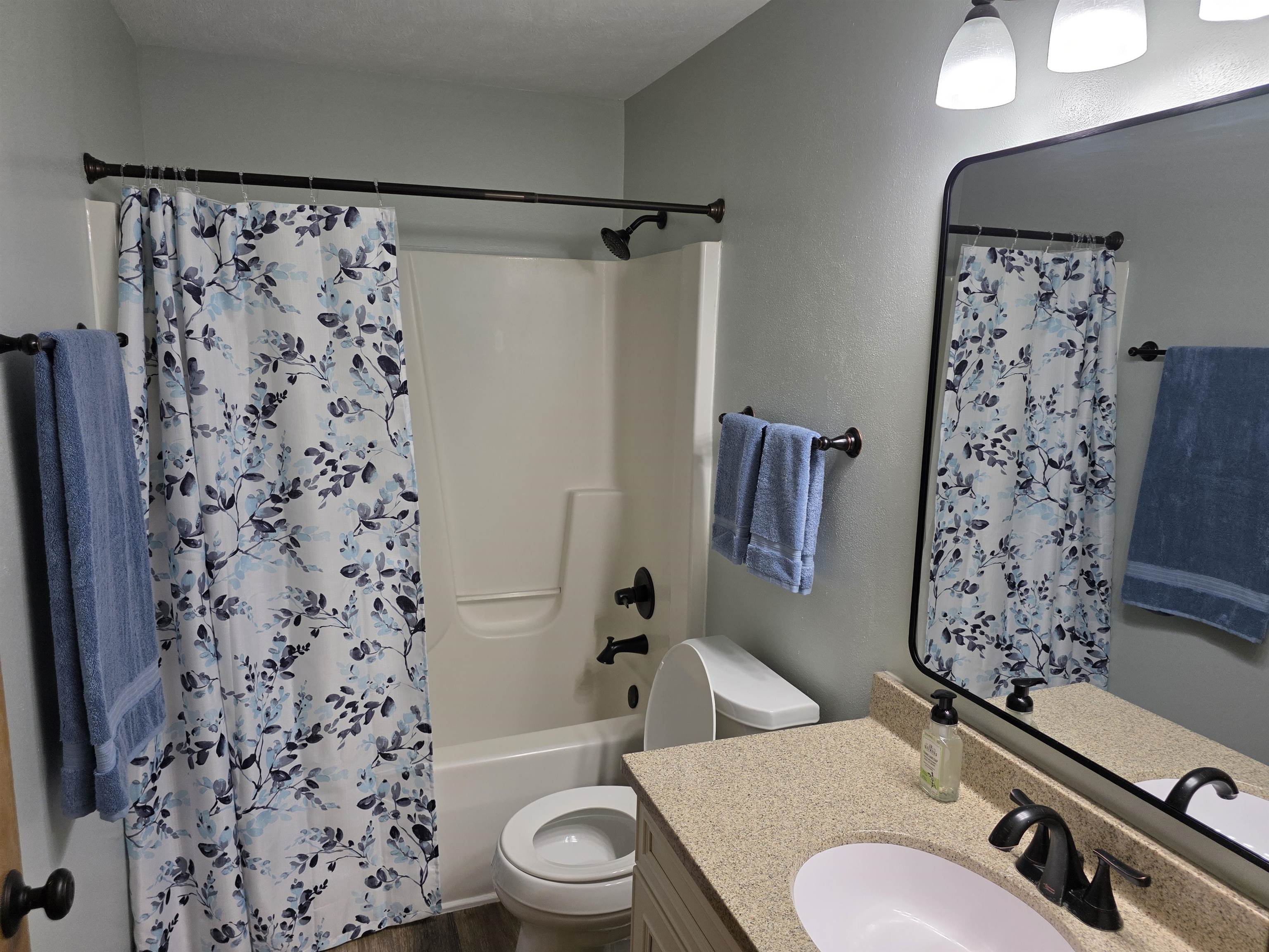 2221 Alongi Lane Beloit, WI 53511 - Photo 15 of 33