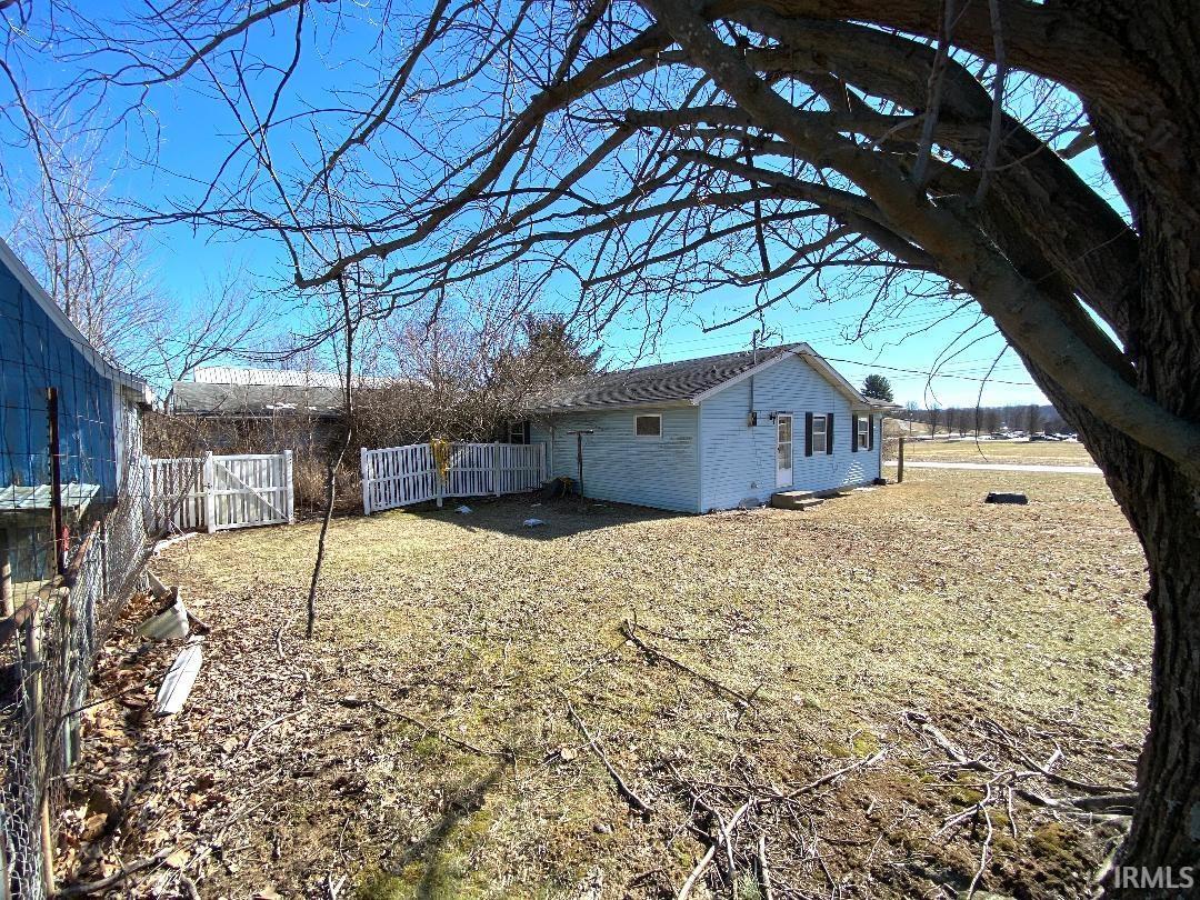 1985 East County Line Road Newberry, IN 47449 - Photo 3 of 17