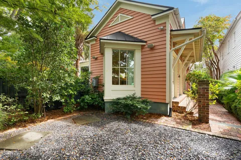 $2,250,000 | 40 Warren Street, Charleston, SC 29403