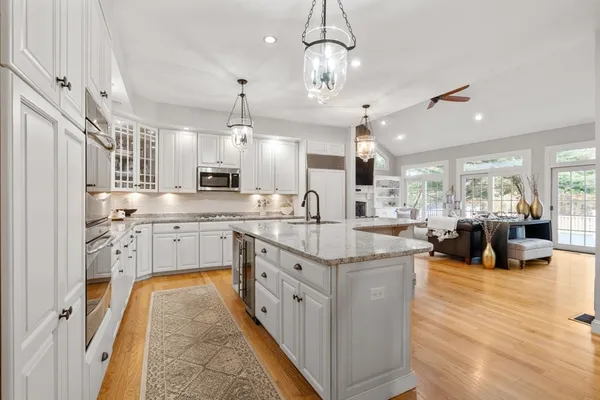 $1,878,000 | 15 Homestead Drive, Medfield, MA 02052