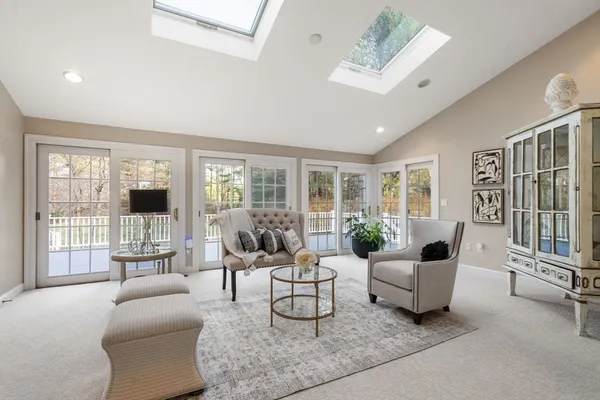$1,878,000 | 15 Homestead Drive, Medfield, MA 02052