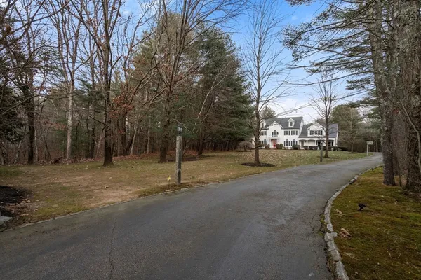 $1,878,000 | 15 Homestead Drive, Medfield, MA 02052
