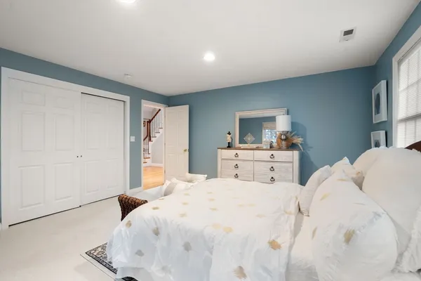 $1,878,000 | 15 Homestead Drive, Medfield, MA 02052