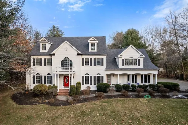 $1,878,000 | 15 Homestead Drive, Medfield, MA 02052