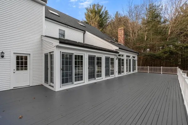 $1,878,000 | 15 Homestead Drive, Medfield, MA 02052