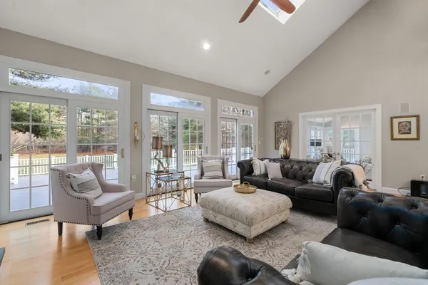 $1,878,000 | 15 Homestead Drive, Medfield, MA 02052